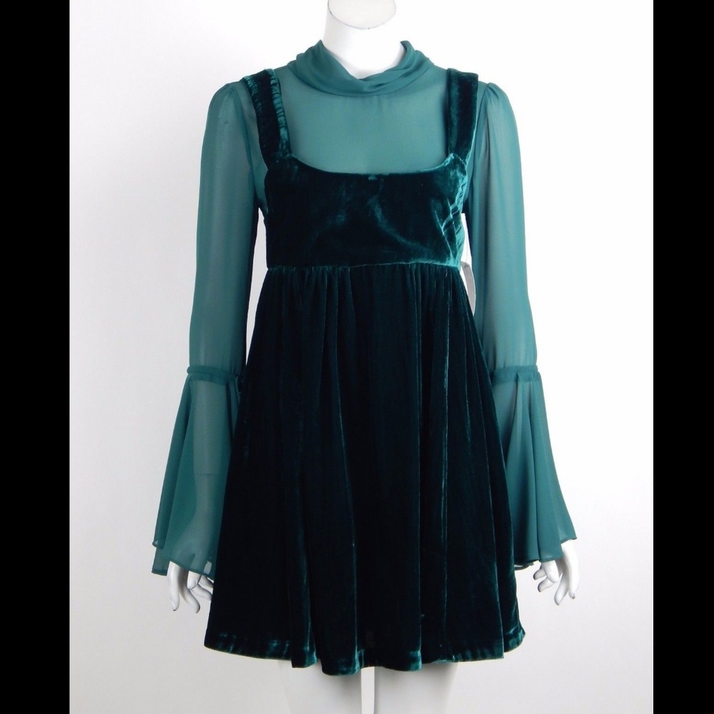 🚫🚫Sold🚫🚫 Free People Counting Stars Mini Dress
